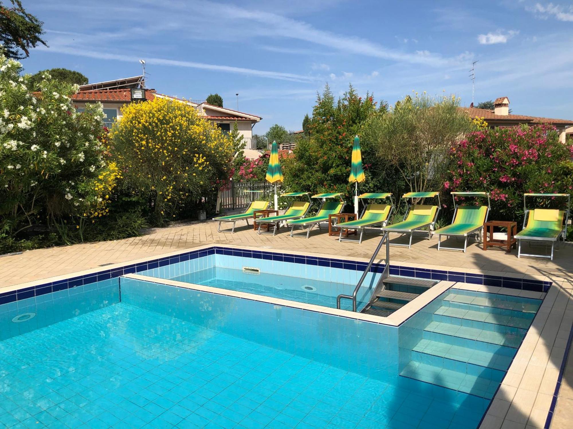 Holiday Home Villa Bobolino Монтелупо-Фьорентино Экстерьер фото